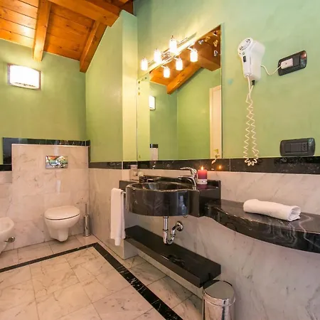 Appartement Ternate Sleeps 2 Air Con *